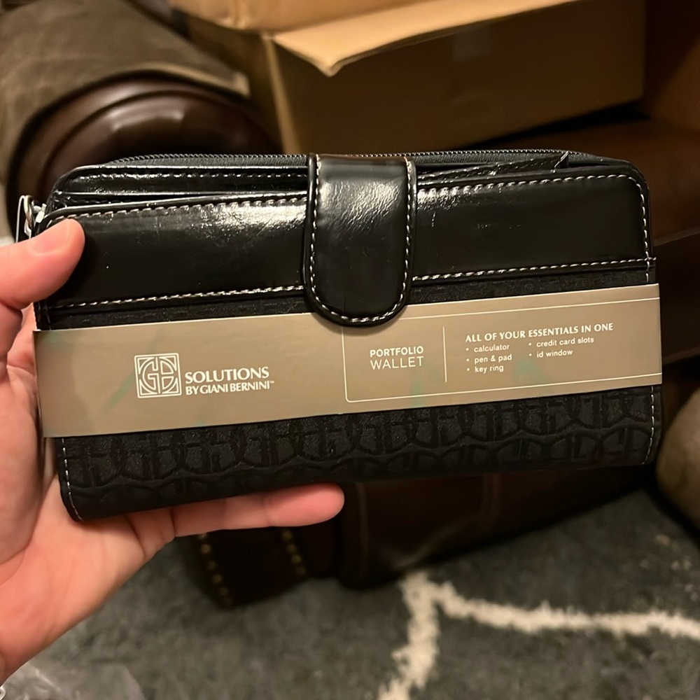 Solutions by Giani Bernini - Black Portfolio Wallet - New with Tags